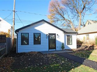 391 Crossfield Rd, Rochester, NY 14609