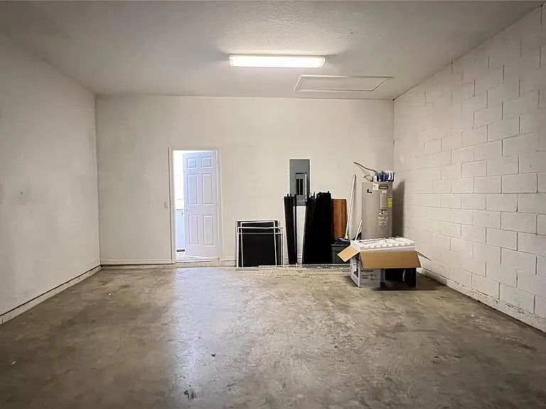 143 Vizcay Way — Photo 29
