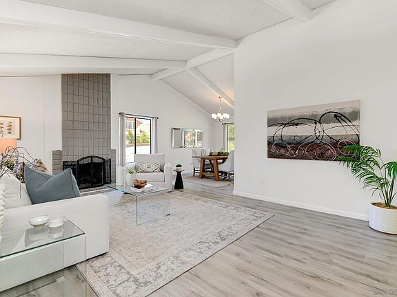 2nd image of 3408 Viewpoint Way