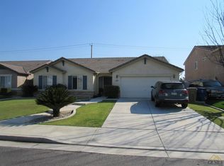 10609 Pleasant Valley Dr, Bakersfield, CA 93311