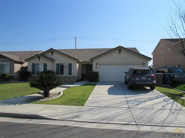 10609 Pleasant Valley Dr, Bakersfield, CA 93311