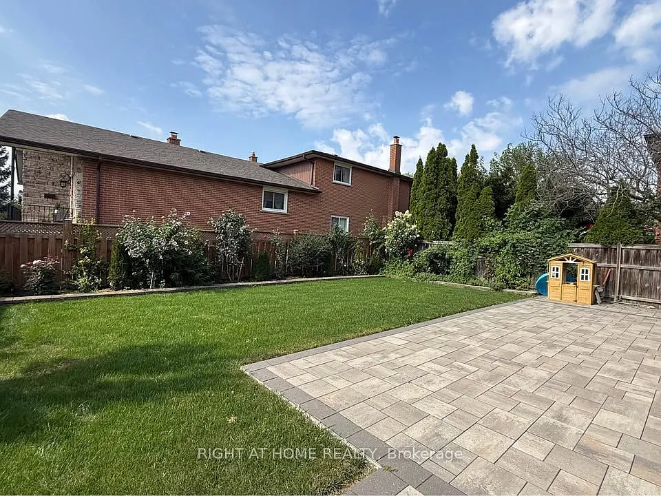 2 bed, $1,950 — Photo 3