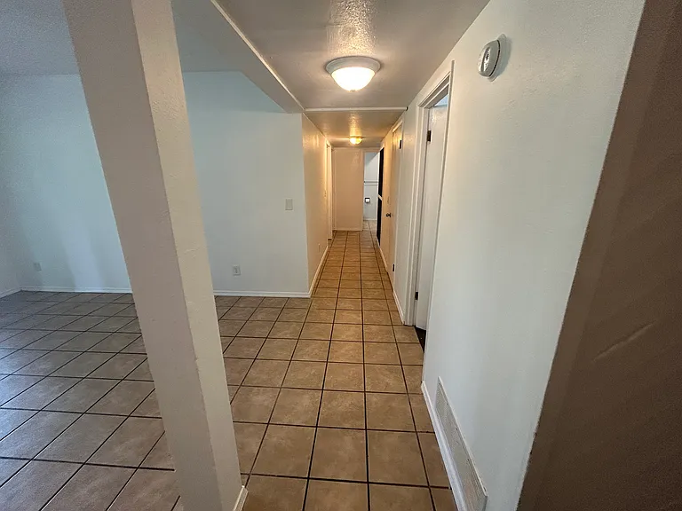 3707 Northshore Blvd NE #D — Photo 14