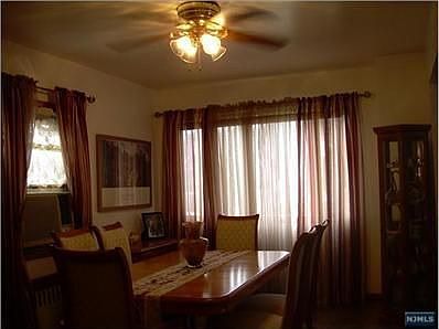 5th image of 123 Garden Ave