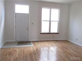 4th image of 2646 Park Ave