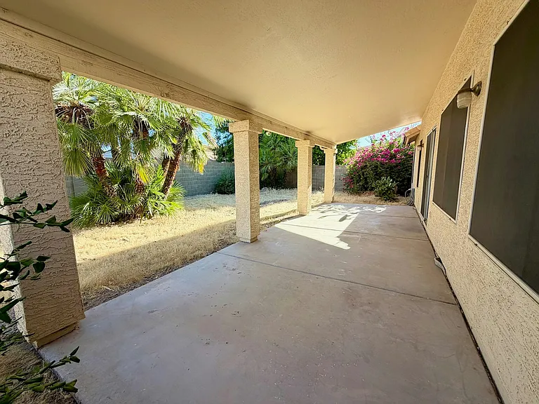 4207 E Juanita Ave — Photo 30