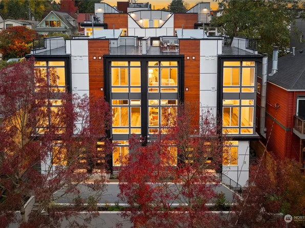 920 A N 35th Street, Seattle, WA 98103