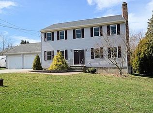 33 Victoria Dr, Colchester, CT 06415