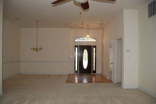 2nd image of 1116 Hedgewood Ct