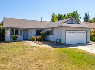 543 Alamine Dr, Redding, CA 96003