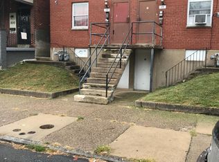 818 W 8th St, Chester, PA 19013
