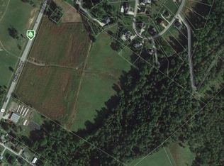 14 Route, Williamstown, WV 26187