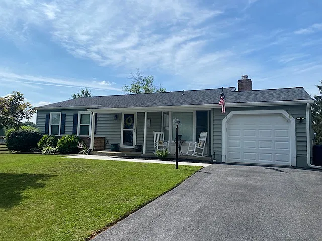 8501 Adventure Ct — Photo 4