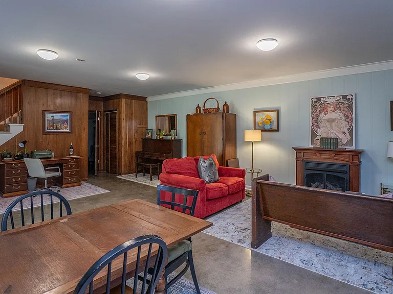1101 Biscayne Dr — Photo 13