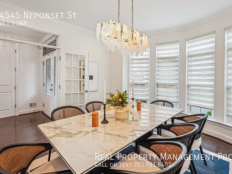 44545 Neponset St — Photo 11