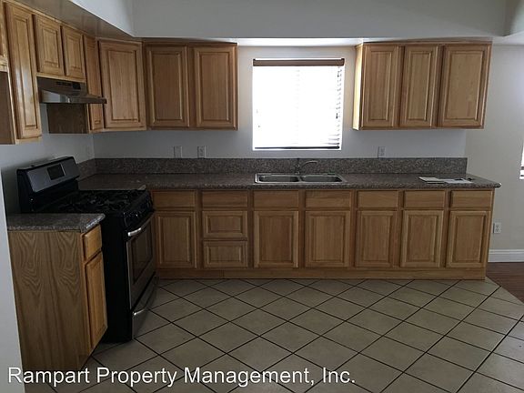 5th image of 532 N Cummings St
