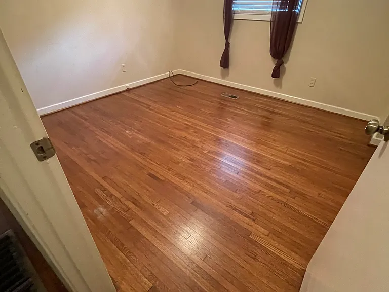 300 Willow Bend Rd — Photo 5