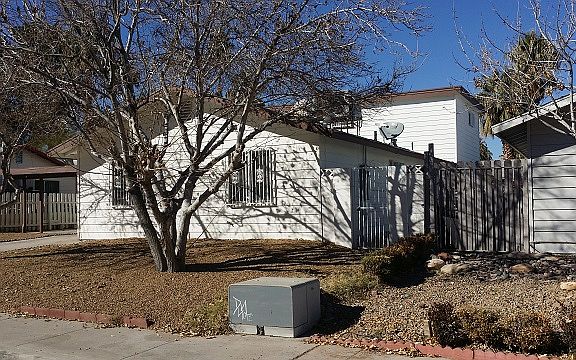 3rd image of 4912 Pancho Villa Dr