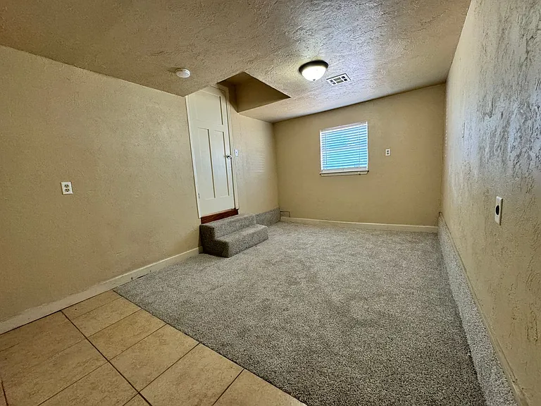 3233 NW 43rd St — Photo 16