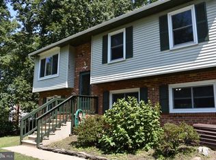 32 Willow Branch Pl, Fredericksburg, VA 22405