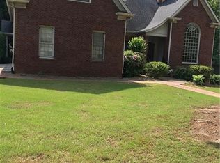1392 Waterford Green Dr, Marietta, GA 30068