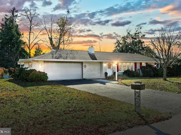 1850 Marigold Rd, York, PA 17408