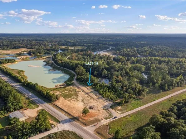 9 The Banks Dr #16, Franklinton, LA 70438