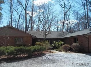 870 Aberdeen Ln, Pisgah Forest, NC 28768