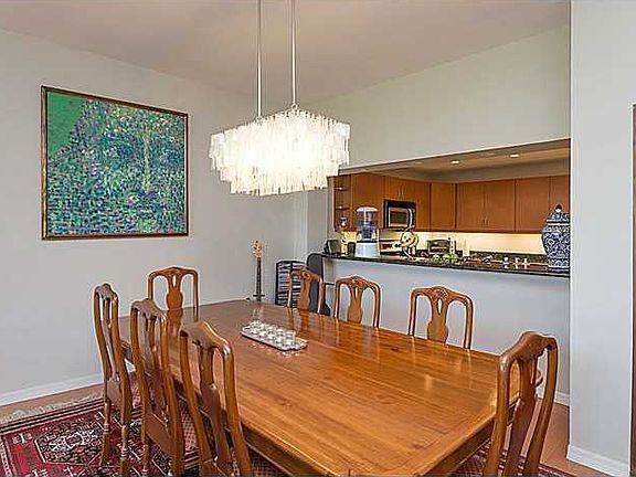 3rd image of 251 Crandon Blvd APT 325