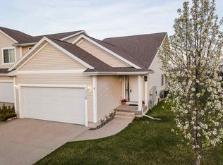 1226 Ashworth Dr APT 4, Cedar Falls, IA 50613