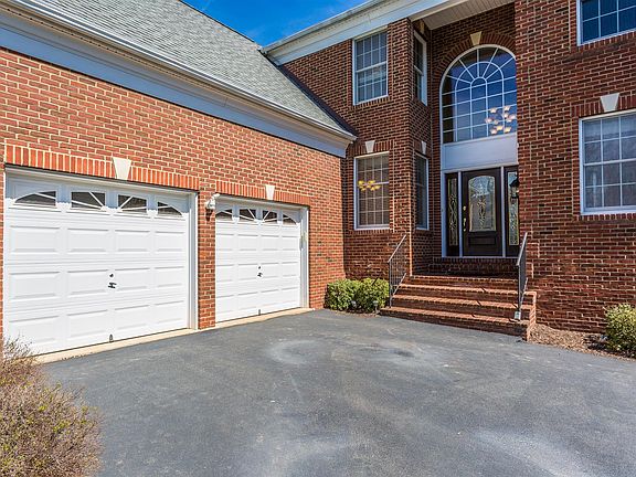 2nd image of 20140 Bandon Dunes Ct