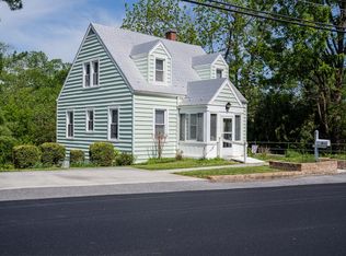 820 Donaghe St, Staunton, VA 24401