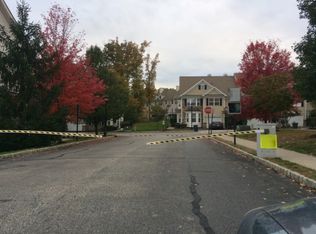 6 Case Ct, Monroe, NY 10950