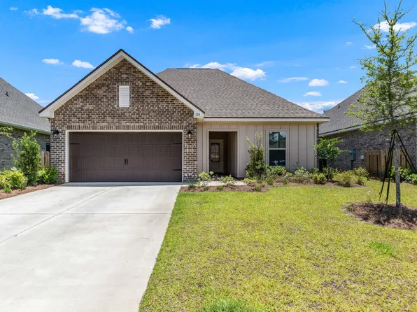 124 Apollo Ave E, Freeport, FL 32439
