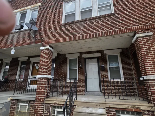 2055 Carver St, Philadelphia, PA 19124