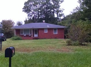 219 Forest Rd, Wilmington, NC 28403