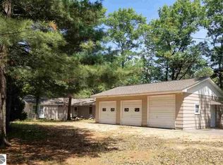 2945 Ila Dr, National City, MI 48748