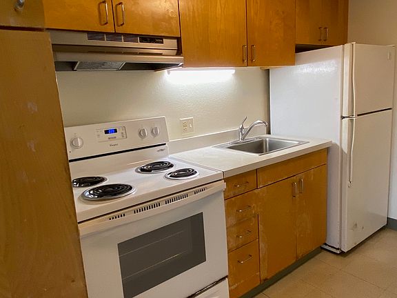 2nd image of 545 Queen St APT 530