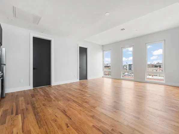 169 Knickerbocker Avenue image 1 of 11