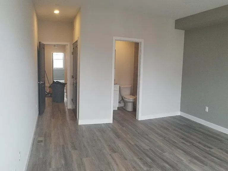 729 N 38th St #2 — Photo 6
