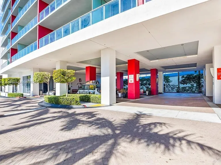 2600 E Hallandale Beach Blvd #T3208 — Photo 30