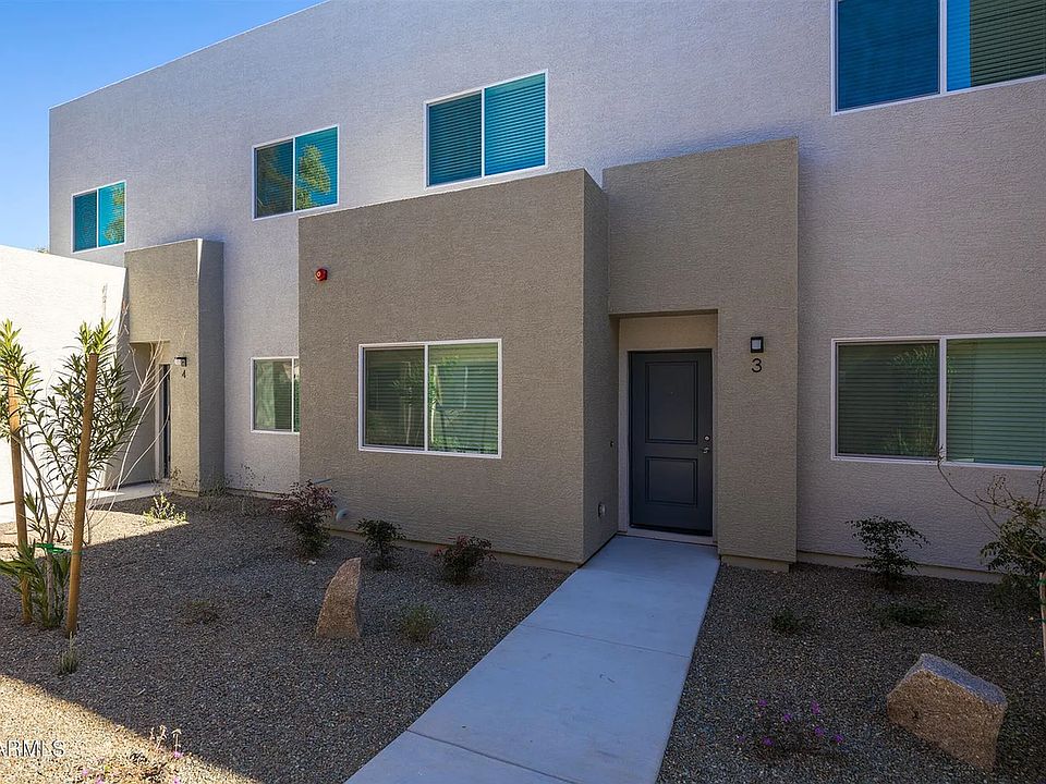 1st image of 2842 E Tracy Ln Unit 3