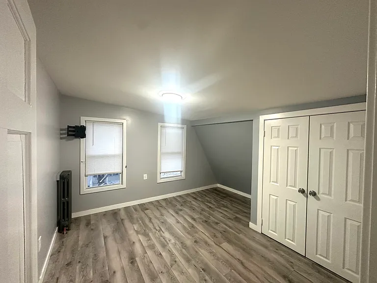 124 Willow St — Photo 9