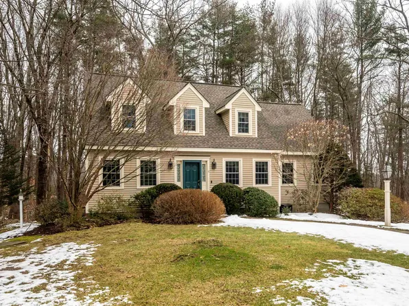 8 Shearwater Street, Durham, NH 03824