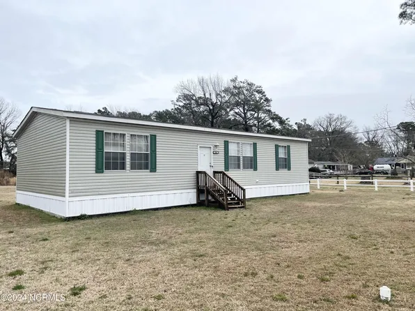 506 Maple Lane, Morehead City, NC 28557