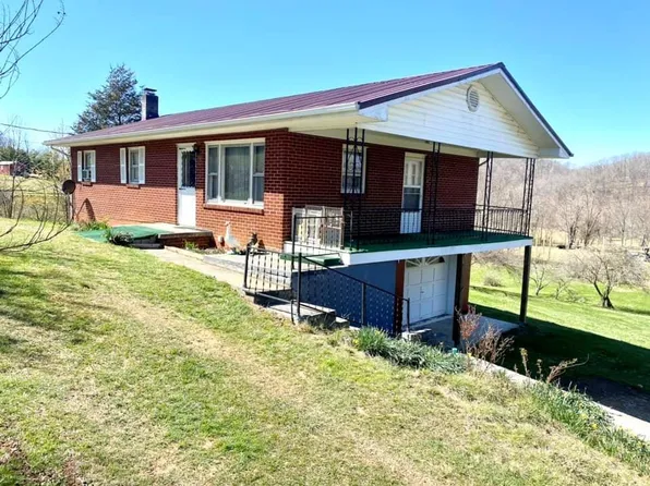 97 Angel St, Cleveland, VA 24225
