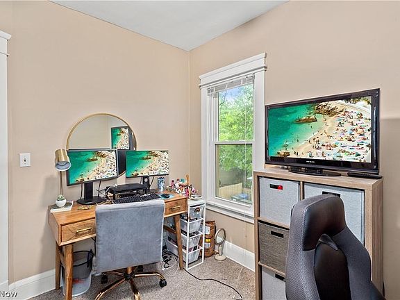 2nd image of 1258 Lakeland Ave #1258