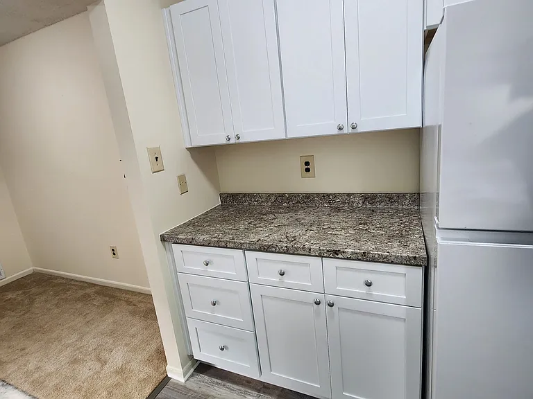 18 Stratton Ct #18 — Photo 6