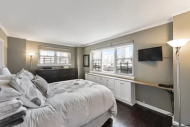 Sold by Nest Seekers International