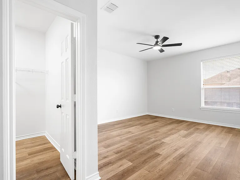 1738 Rock Ridge Dr — Photo 31